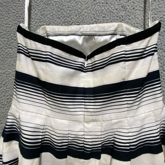 White House Black Market Dress Womens 6 White Black Striped Strapless Lined - Picture 11 of 12
